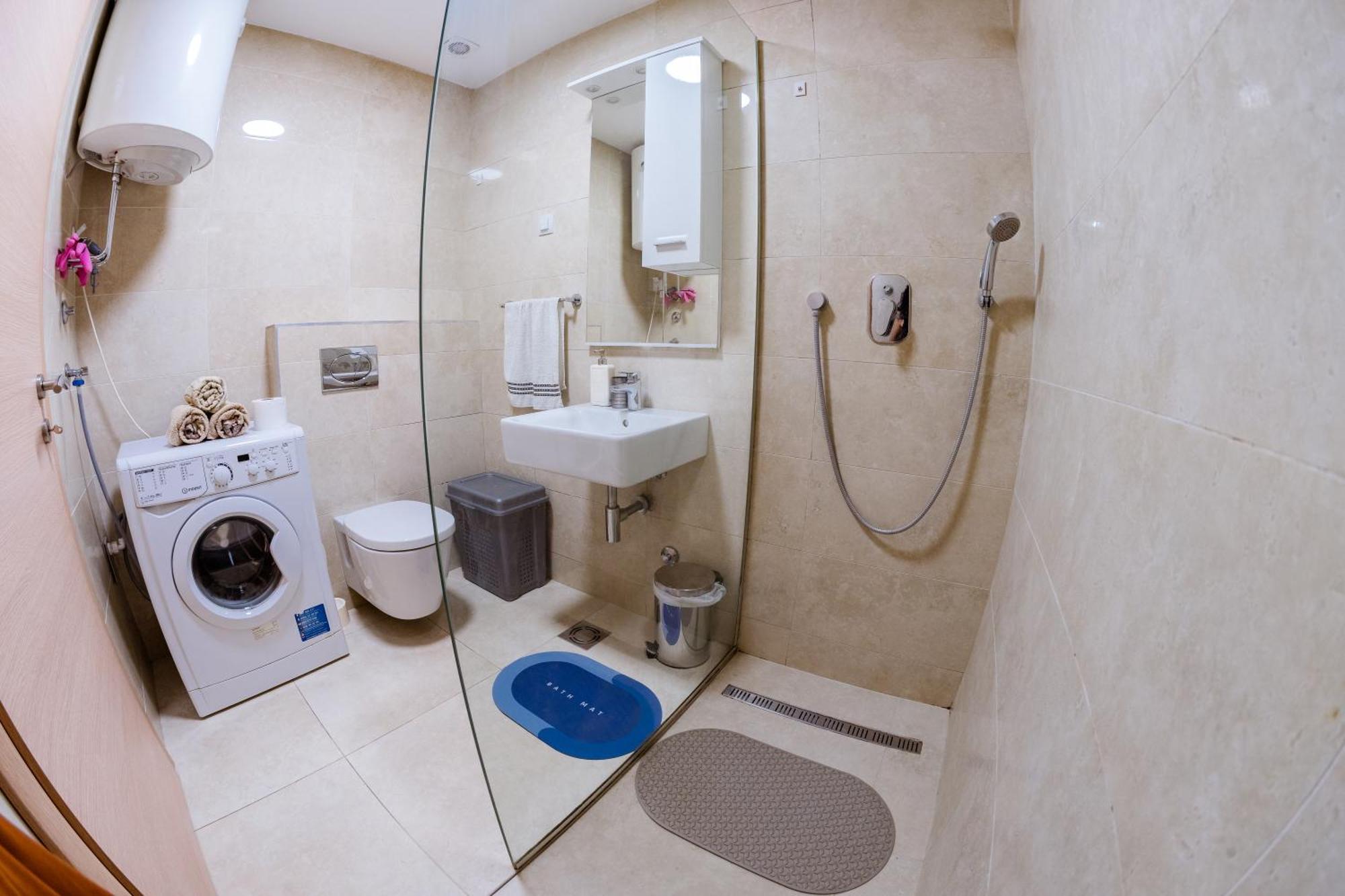 Square Inn Budva Extérieur photo